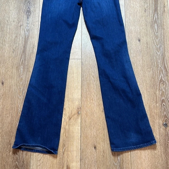 7FAMK Short Inseam Karah Bootcut Jeans Size 26 - Picture 7 of 9